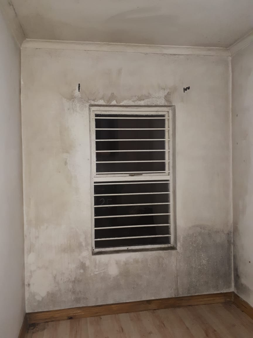 Bedroom before cleaning